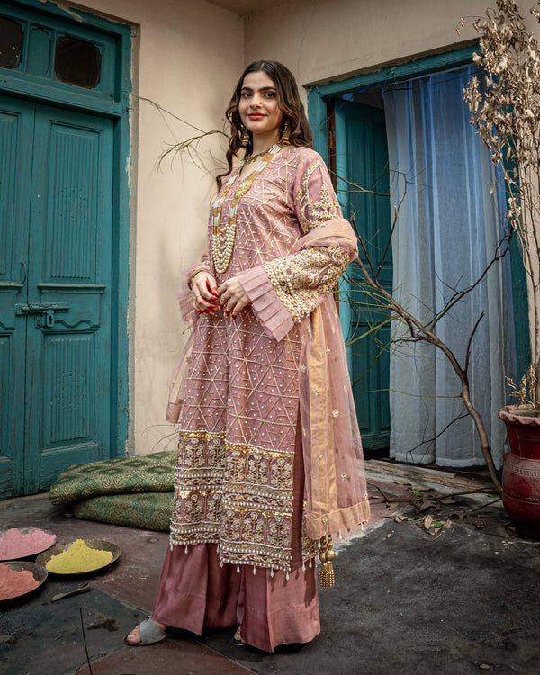 ARZOO E HUSN